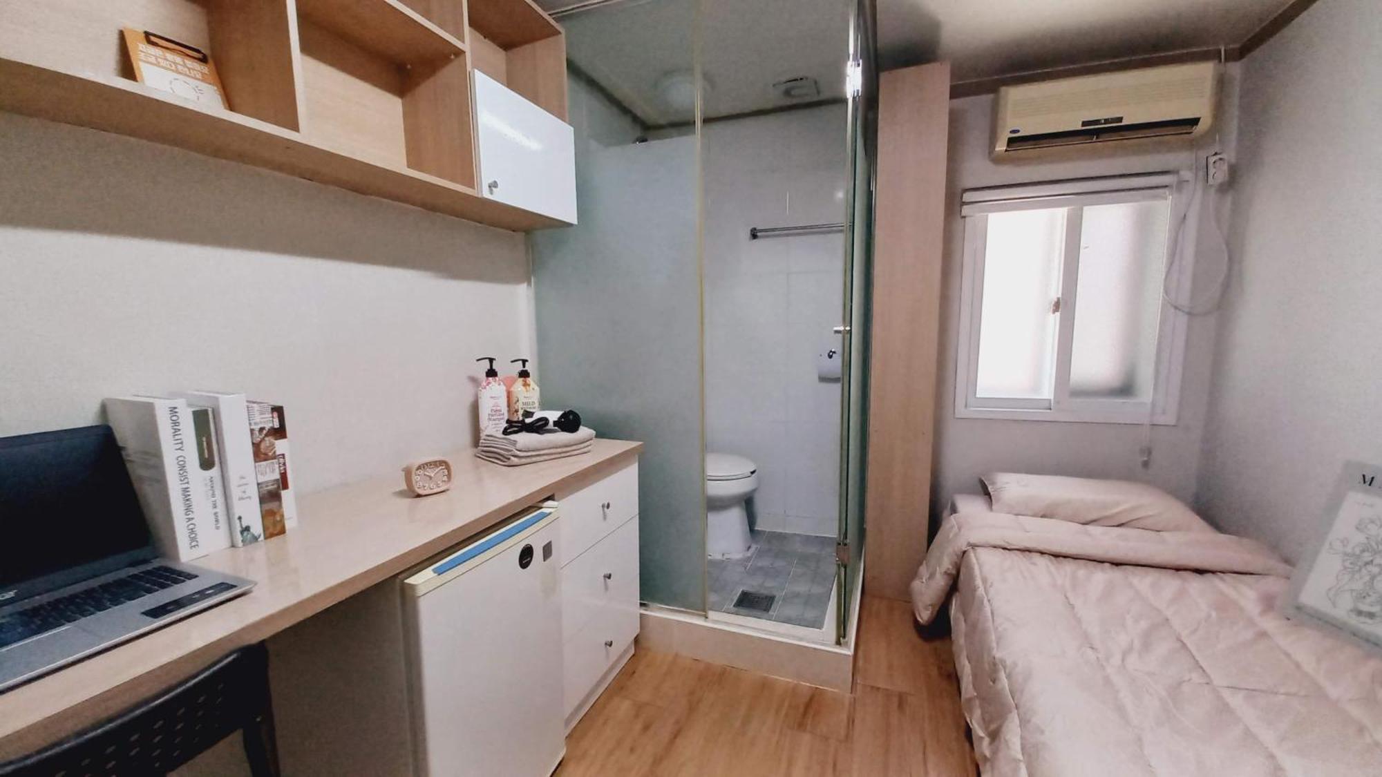 Haechi Stay Guesthouse - For Foreigners Only 首爾 外观 照片